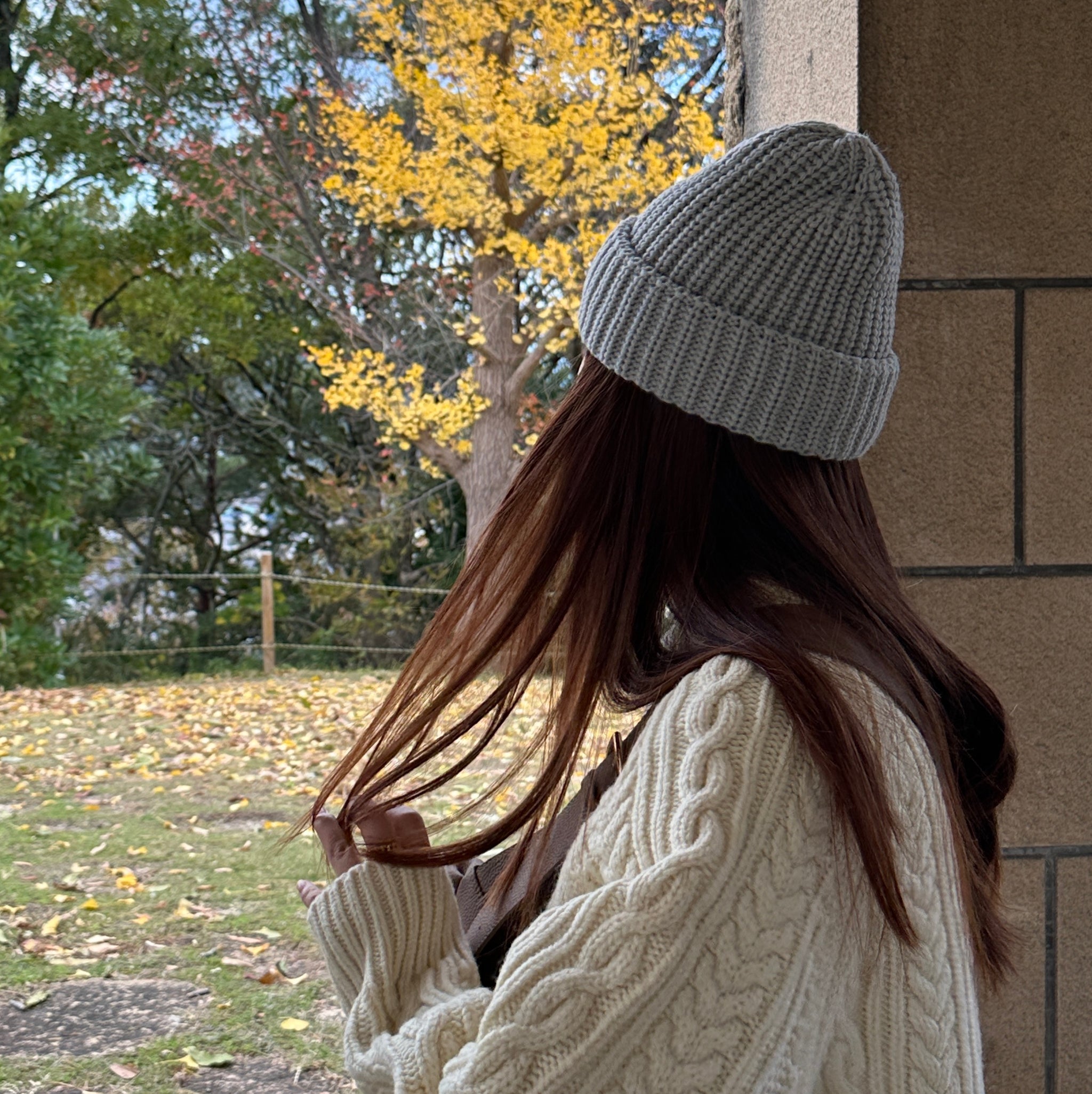 美品 chiiiibag Knit Beanie gray Knit beanie – BenjaMin officialHP